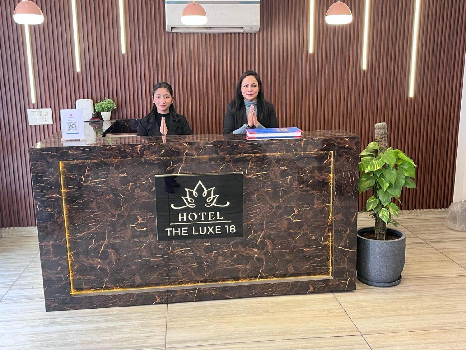 Hotel The Luxe 18 - Golf Course Road Gurgaon Eksteriør billede