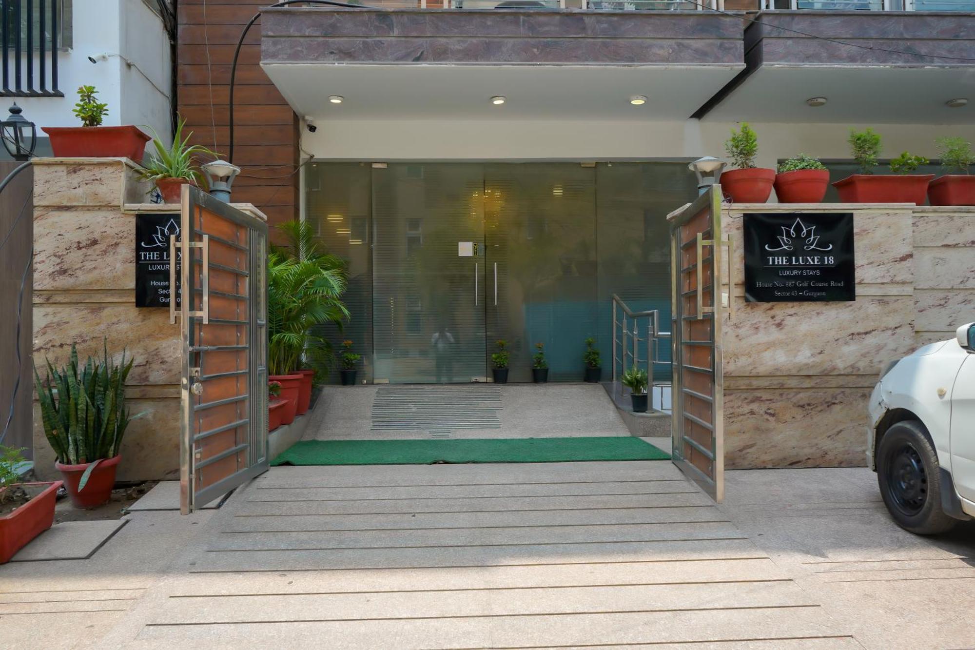 Hotel The Luxe 18 - Golf Course Road Gurgaon Eksteriør billede