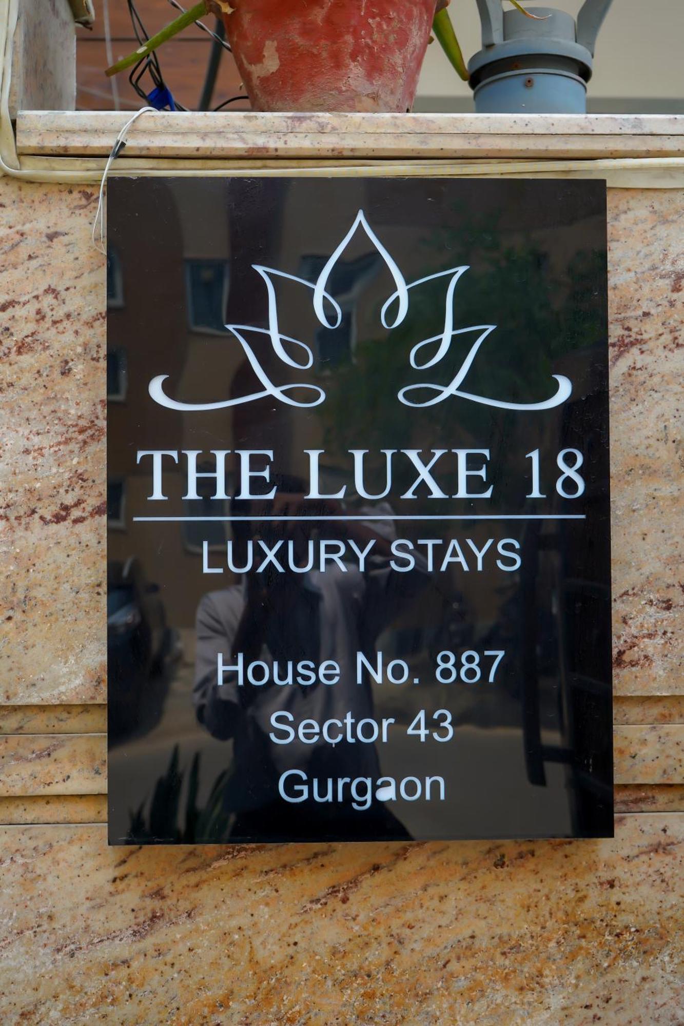 Hotel The Luxe 18 - Golf Course Road Gurgaon Eksteriør billede