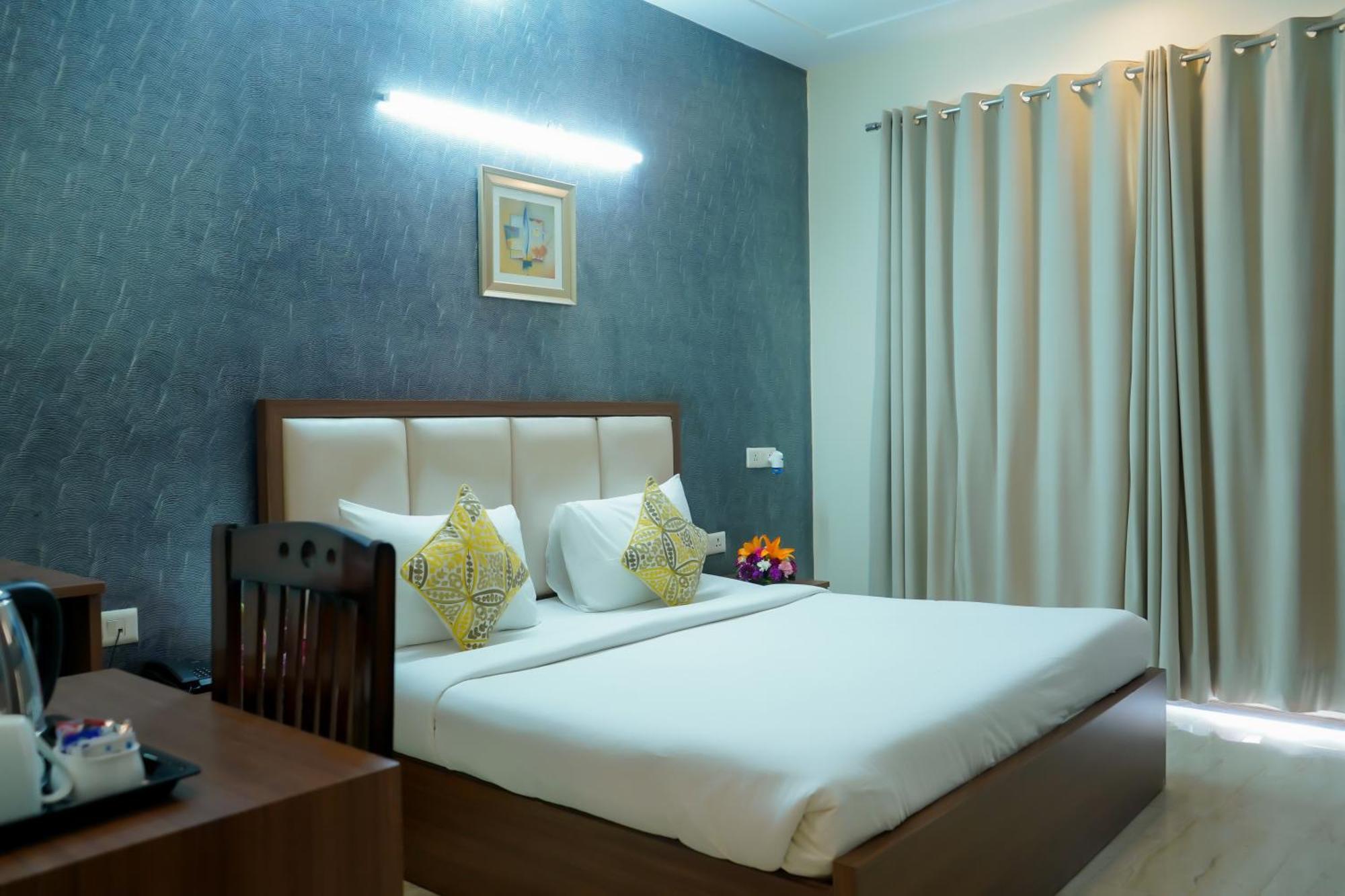Hotel The Luxe 18 - Golf Course Road Gurgaon Eksteriør billede