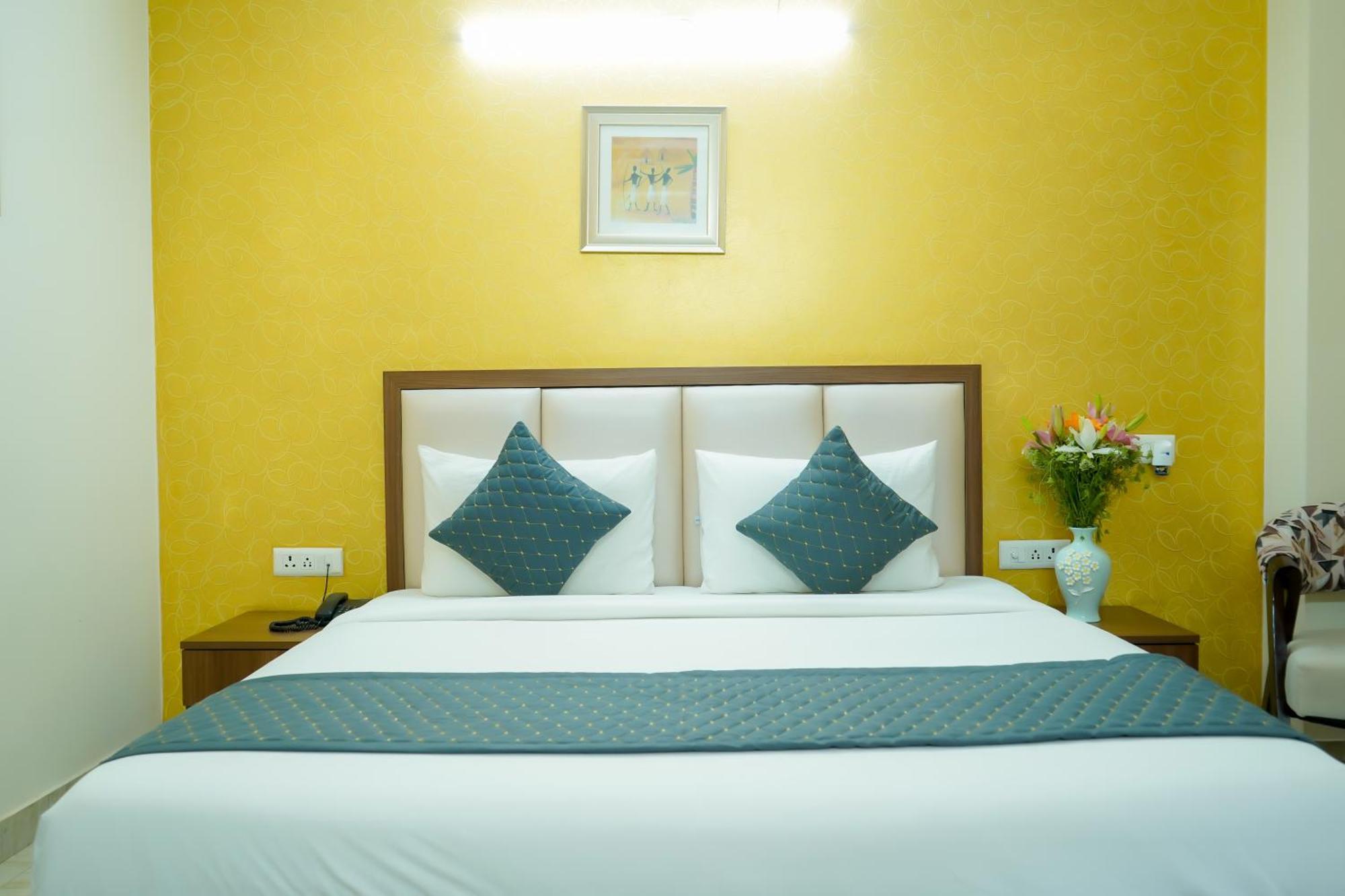 Hotel The Luxe 18 - Golf Course Road Gurgaon Eksteriør billede