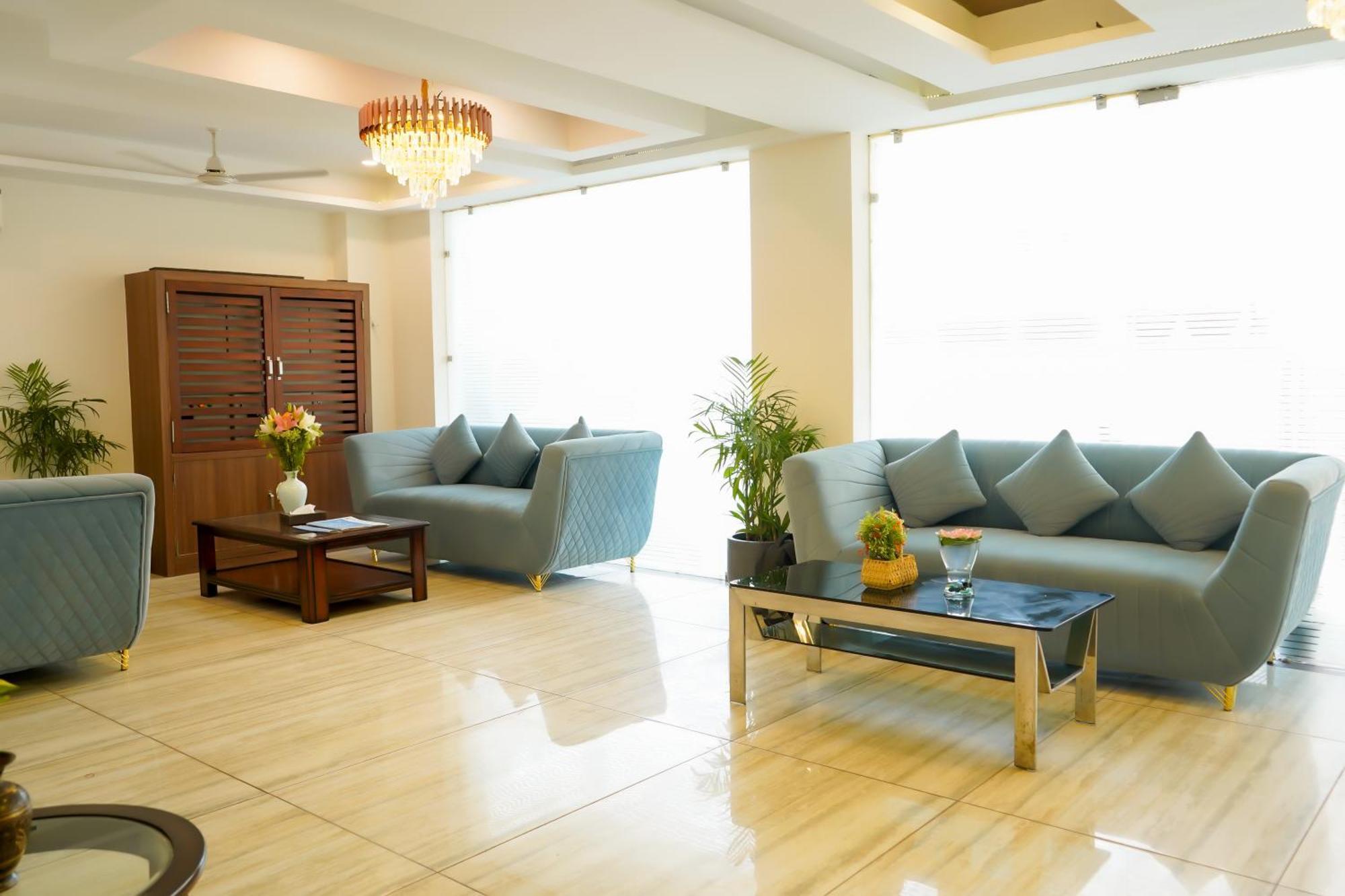 Hotel The Luxe 18 - Golf Course Road Gurgaon Eksteriør billede
